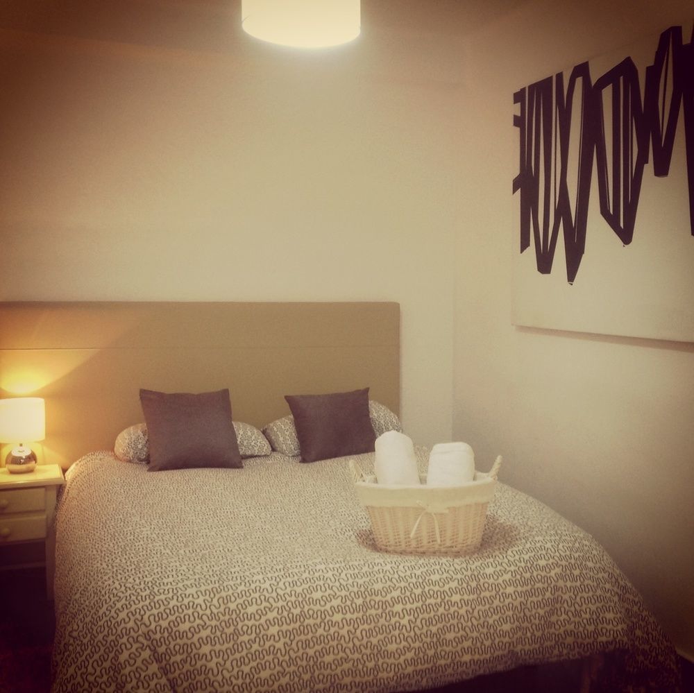 Hostal The Monkey Room Marbella Exterior photo
