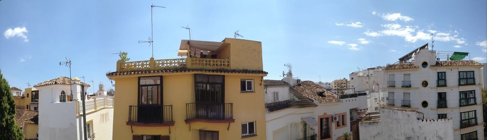 Hostal The Monkey Room Marbella Exterior photo